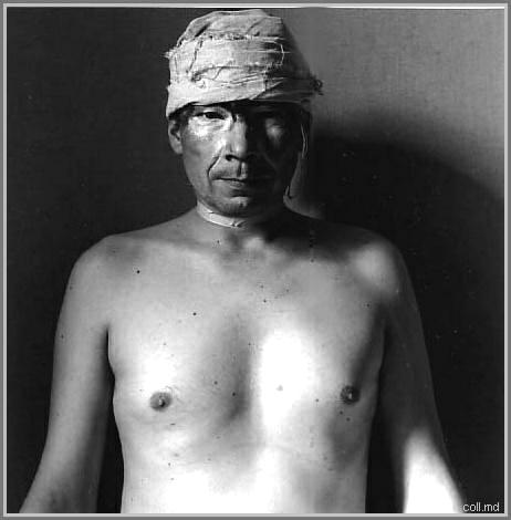 Le voyage, Ducruet, hommes humains