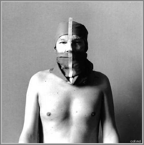 Le Voyage, Ducruet, hommes humains